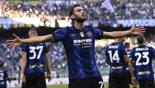 Inter'de ayın oyuncusu Hakan Çalhanoğlu seçildi