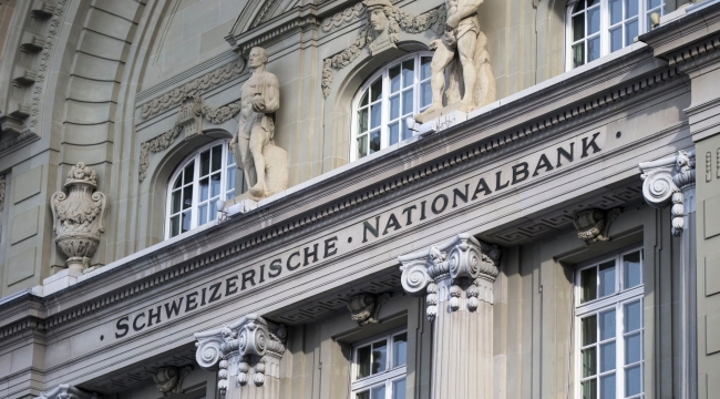 İsviçre MB politika faizini %0,5'e düşürdü 
