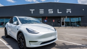 Tesla'nın piyasa değeri 1,3 trilyon dolara ulaştı