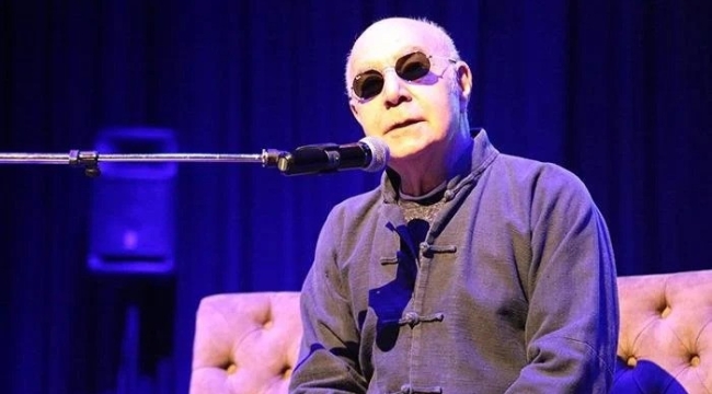 Alanson'dan yeni şarkı: "Biz Bu Yaşlarda Ağlarız"