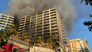 Alanya'da otel inşaatında yangın: 4 işçi kurtarıldı