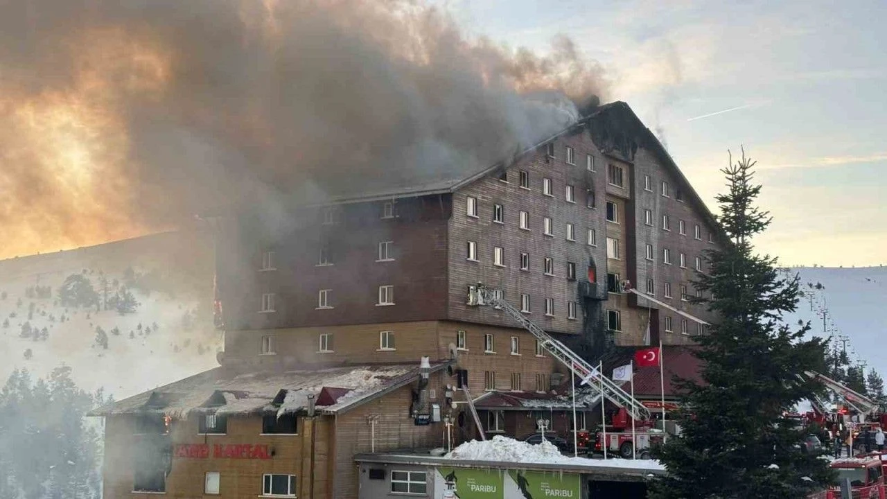 Bolu'da kayak merkezinde otel yangını: 66 ölü