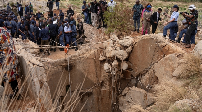 G. Afrika kaçak madenlerine kurtarma operasyonu