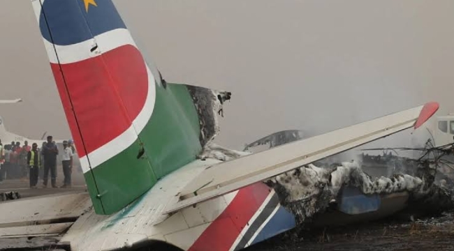 Güney Sudan'da yolcu uçağı düştü: 20 ölü