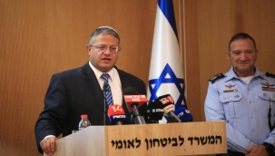 İsrail'de aşırı sağcı üç bakan istifa etti