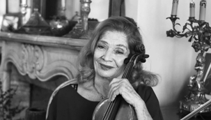 Keman virtüözü Ayla Erduran hayatını kaybetti