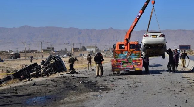 Pakistan'da intihar saldırısı: 6 can kaybı, 25 yaralı