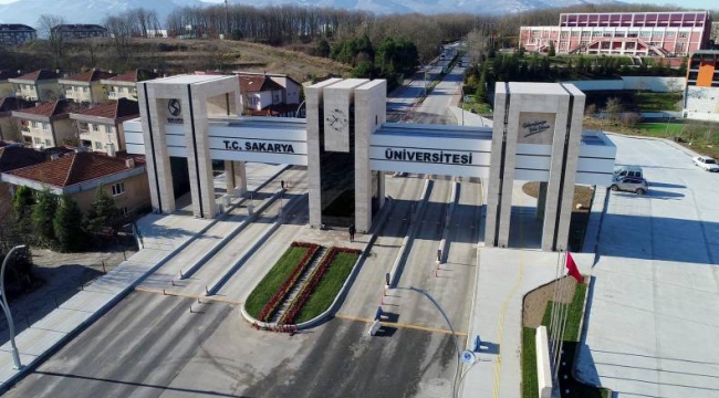 SAÜ'de rektör, Doğu Türkistan panelini engelledi