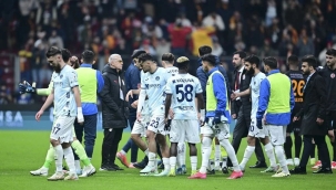 Adana Demirspor, GS karşısında sahadan çekildi