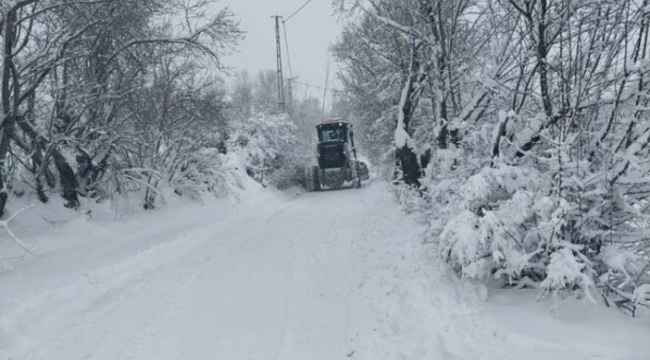 Elazığ'da kar: 162 köy yolu ulaşıma kapandı