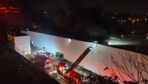 Esenyurt'ta market yangını