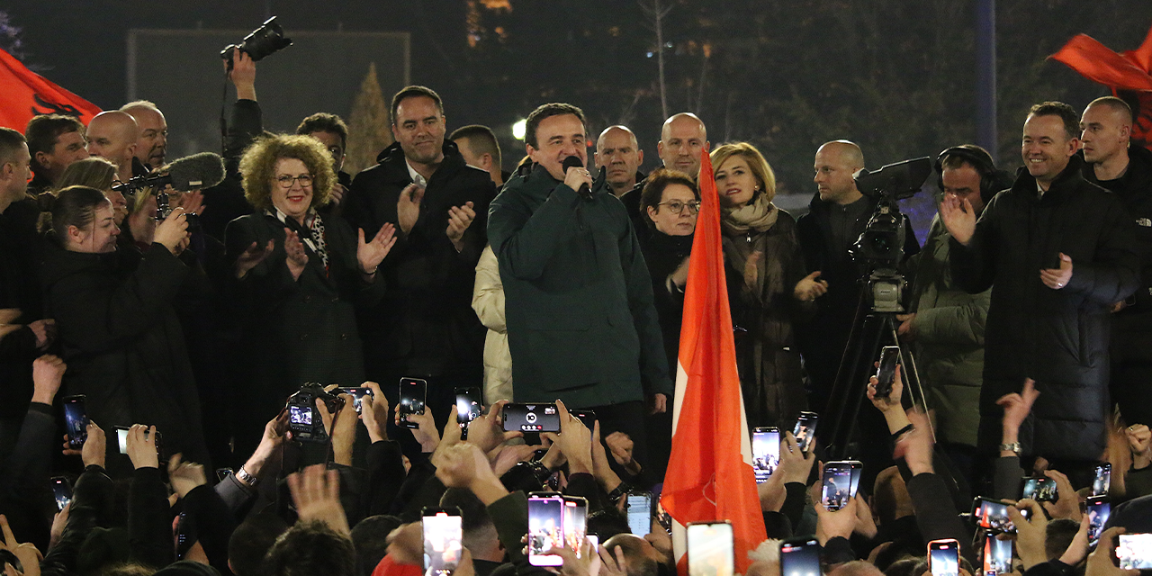 Kosova'da Başbakan Kurti seçim zaferini ilan etti