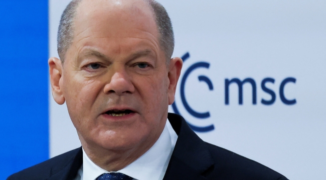 Scholz'dan ABD'ye: "Seçimlerimize karışmayın"