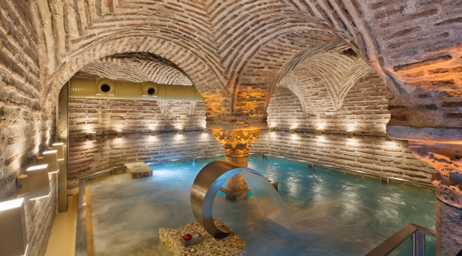 Tarihi sarnıcı masaj salonu yapan otel mühürlendi