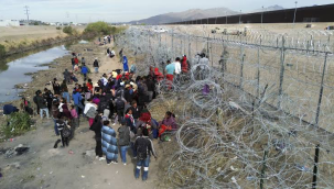 Trump: "Düzensiz göçle mücadele rekor seviyede"