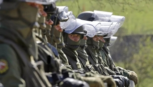 AB'den Bosna Hersek'teki barış gücüne takviye