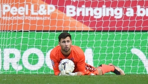 IFAB: "Kaleci topu en fazla 8 saniye tutabilecek"