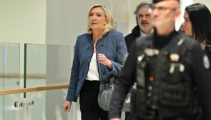 Le Pen, 5 yıl kamu görevi adaylığından men edildi