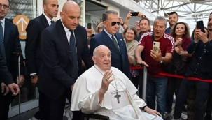 Papa Francis, 37 gün sonra taburcu edildi