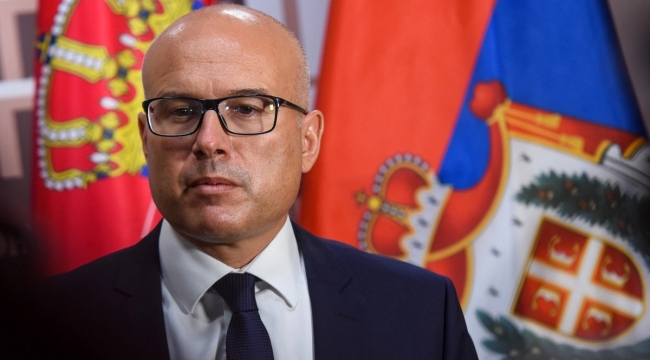 Sırbistan'da Başbakan Milos Vucevic istifa etti