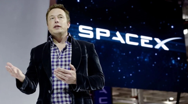 SpaceX, 2026'da Mars'a insansı robot gönderecek