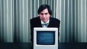 Steve Jobs'ın papyonu 35 bin 750 $'a satıldı