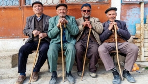 Türkiye'de yaşlı nüfusu %10,5'e yükseldi