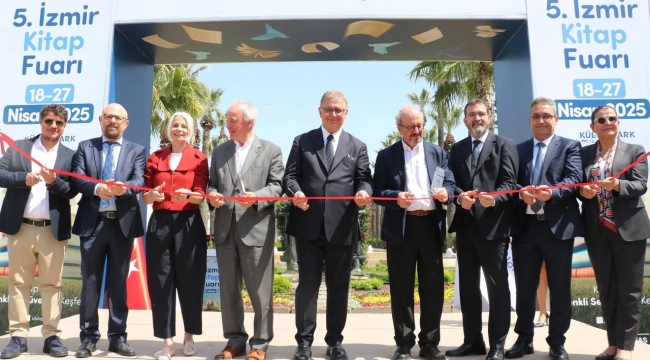 5. İzmir Kitap Fuarı başladı