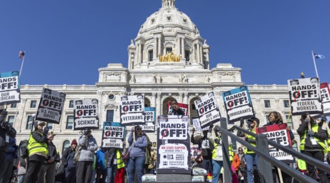 ABD genelinde Trump karşıtı gösteriler düzenlendi