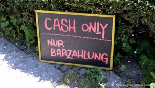 Anket: Almanların %69'u nakitten vazgeçmiyor