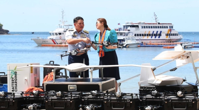 Avustralya Filipinler'e 20 İHA hediye etti