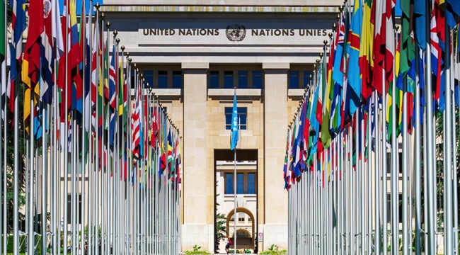 BM'den Suriye'ye 3 yılda 1,3 milyar $ yardım planı