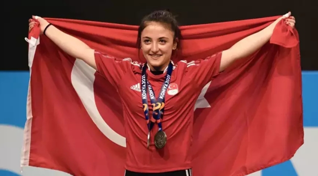 Milli halterci Bektaş 3. kez Avrupa şampiyonu oldu