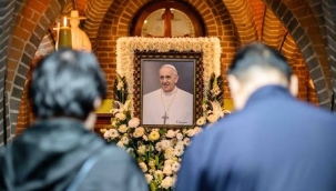 Papa'nın cenaze töreni 26 Nisan'da düzenlenecek