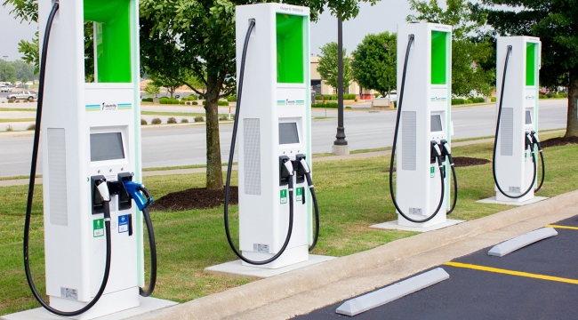 TR'de e-araç şarj istasyonu sayısı 11.037'ye ulaştı