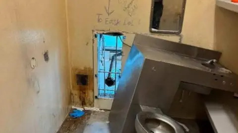 ABD'de 11 mahkum hapishaneden firar etti