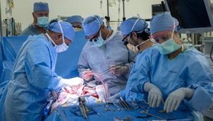 ABD'de dünyanın ilk mesane nakli yapıldı