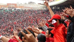Esteghlal Khuzestan 1-3 Traktör FC