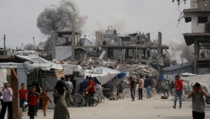 İsrail saldırılarında Gazze'de can kaybı 53 bini aştı