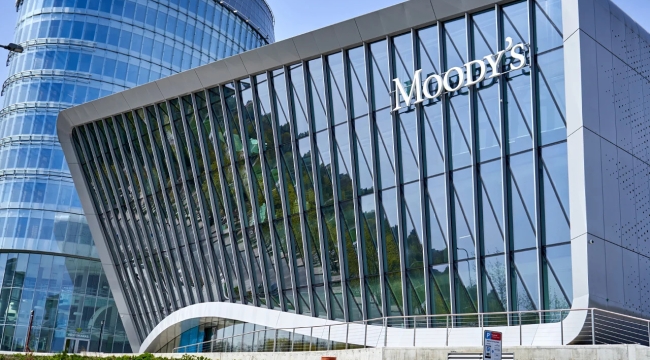 Moody's, ABD'nin kredi notunu Aa1'e düşürdü