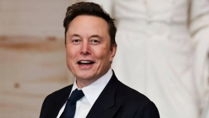 Musk: "Güneş Dünya'yı yutacak, umudumuz Mars"