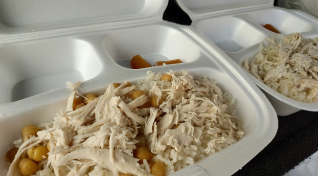 Sakarya'da tavuklu pilavdan 22 kişi zehirlendi