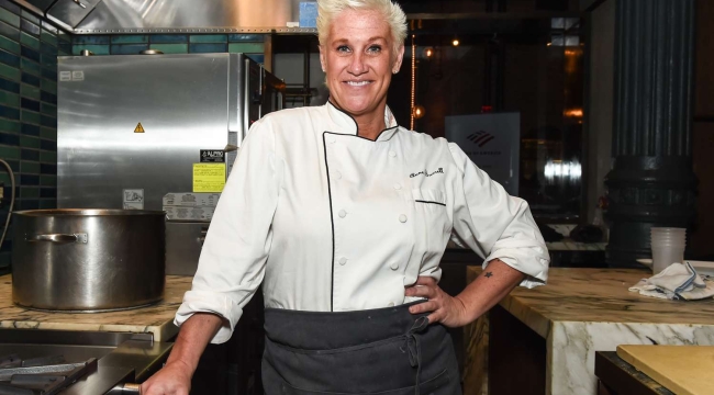 55 yaşındaki şef Anne Burrell evinde ölü bulundu