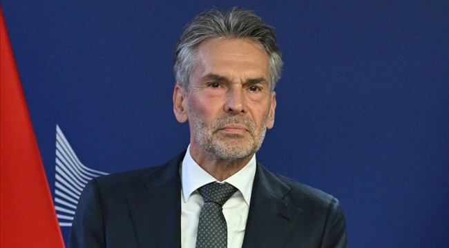 Hollanda Başbakanı Schoof istifa etti