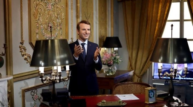 Macron'un bal mumu heykeli çalındı