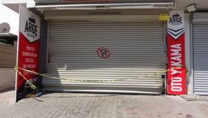 Mersin'de oto yıkamacıda 4 genç ölü bulundu