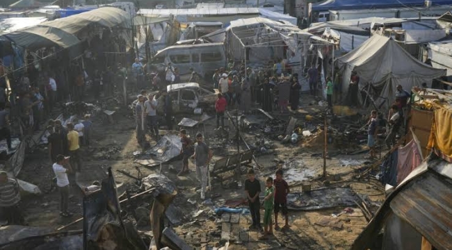 Gazze'ye insani yardımlar ulaşmaya başladı
