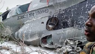 Gana'da askeri helikopter düştü: 2'si bakan 8 ölü