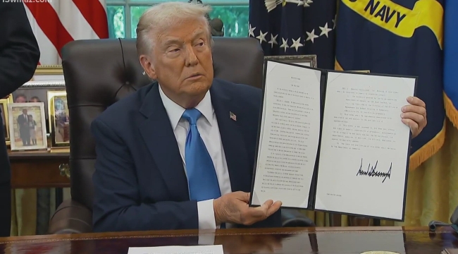 ABD'de yabancı çalışan vizesi H-1B 100 bin $ oldu