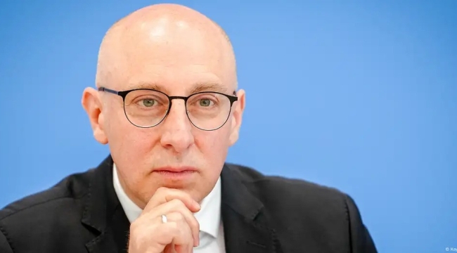 Almanya'da iç istihbarata Türk kökenli başkan